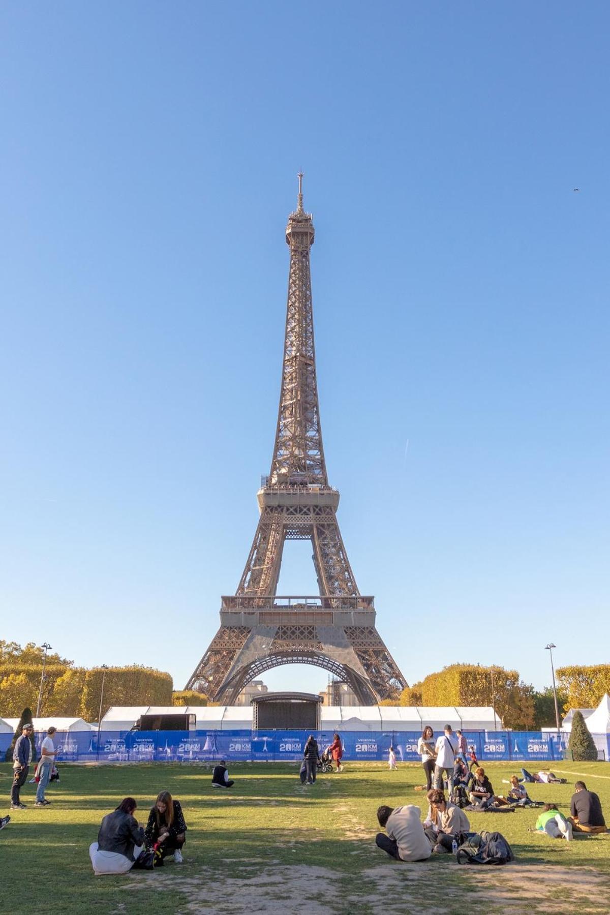 Paris Eiffel Studio Buitenkant foto